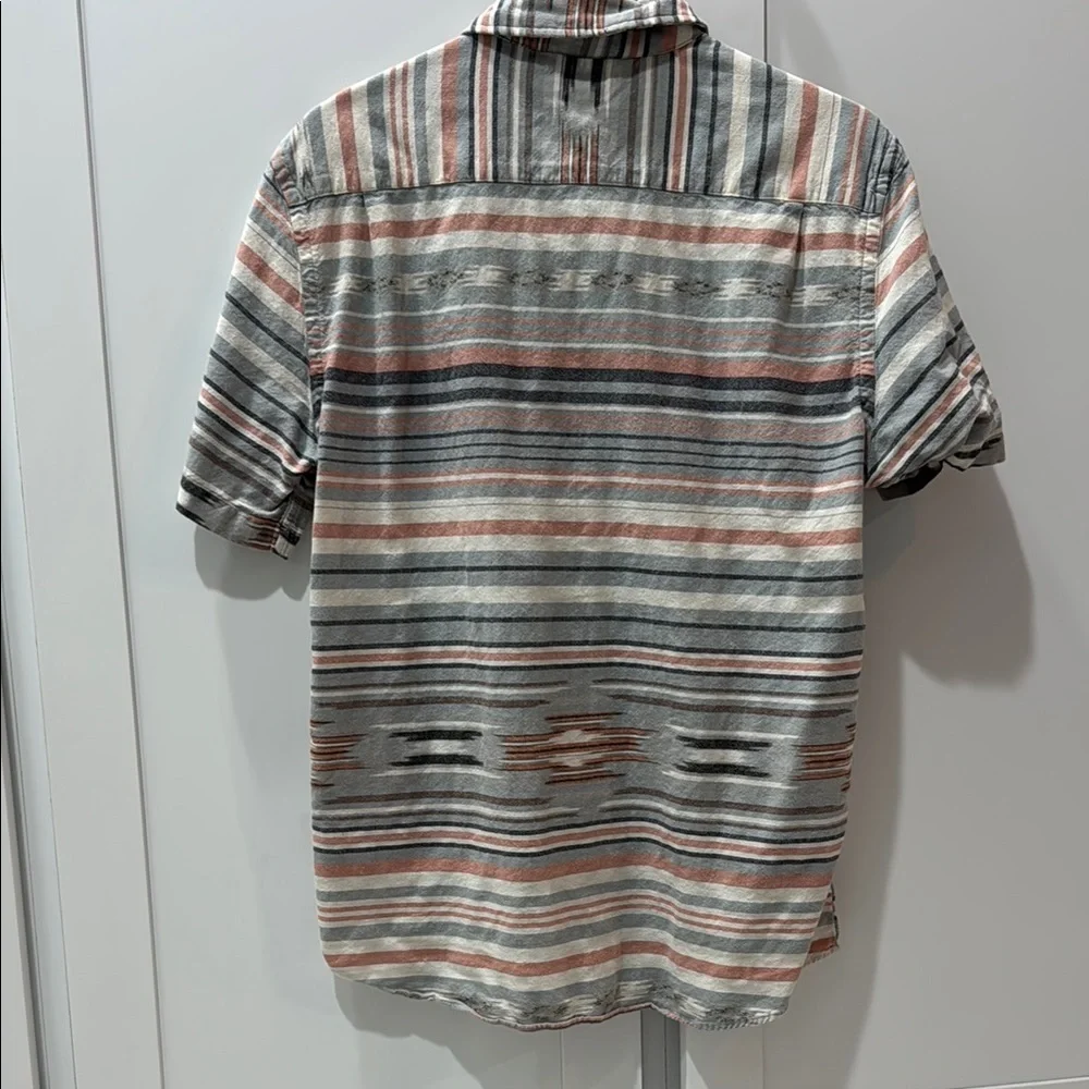 Faherty button down - Picture 3 of 5